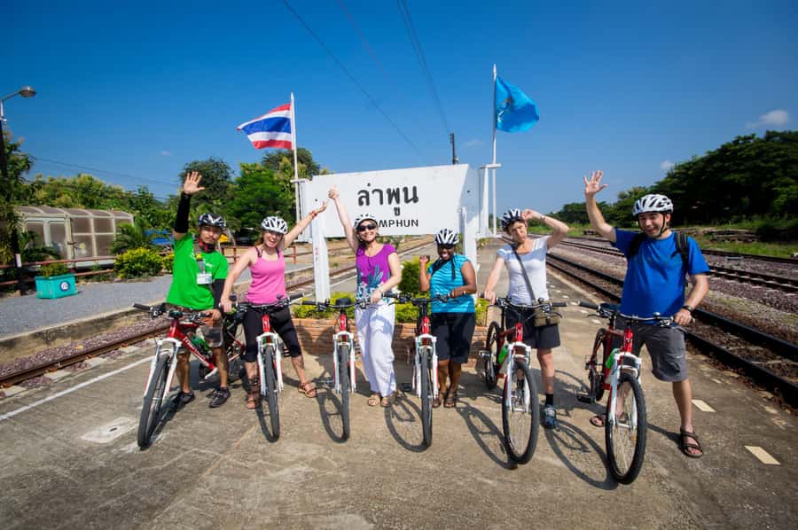 Chiang Mai: Countryside Adventure by Bike - A simple lunch beside the Ping River