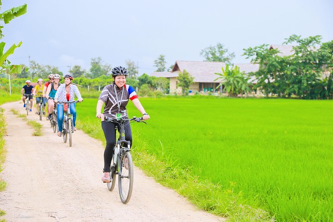 Chiang Mai Countryside Guided Bike Tour - Why this bike tour is different from a Chiang Mai city ride