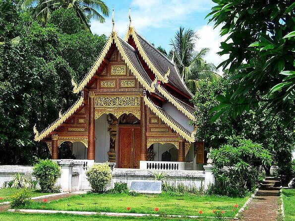 Chiang Mai: Historic Old City Bike Tour - Morning or Night - Starting near Chang Puak Gate