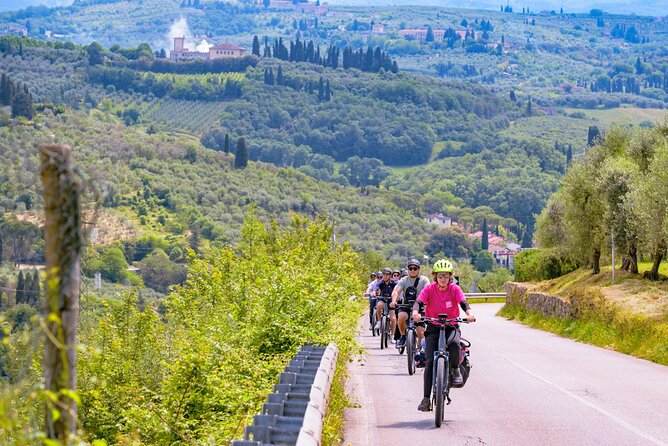 Chianti Hills E-Bike Tour with Tuscan Lunch & Two Wine Tastings - The second tasting at CiaoFoodies Hub