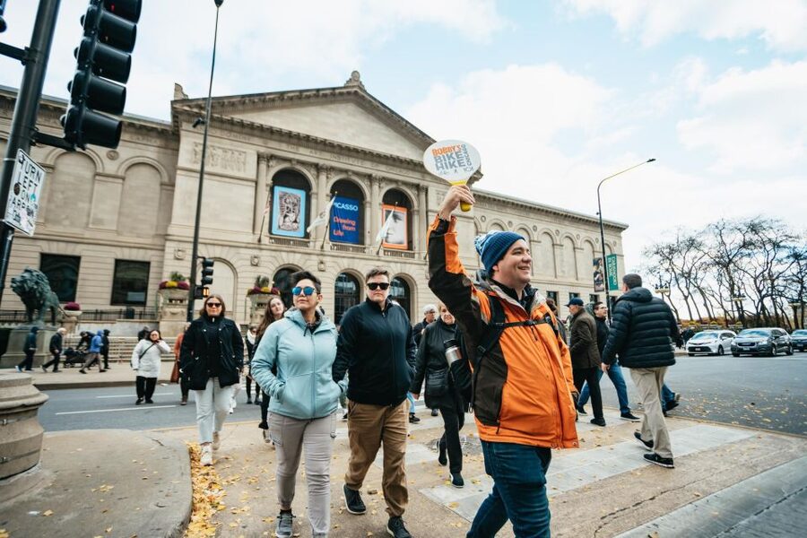 Chicago: Classic Food & Walking Tour with Free Bike or Kayak - Key points to know