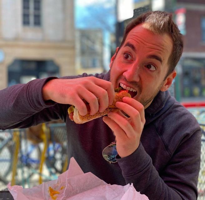Chicago: Classic Food & Walking Tour with Free Bike or Kayak - Is $84 a fair price?