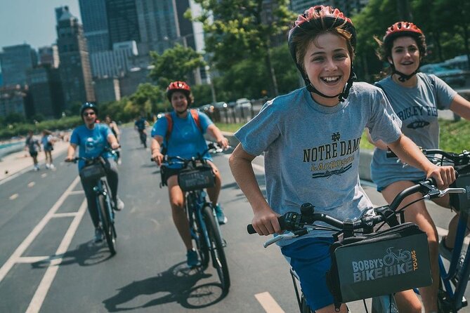 Chicago Family Food and Bike Tour with Top Attractions - Gold Coast mansions and the city’s polished side