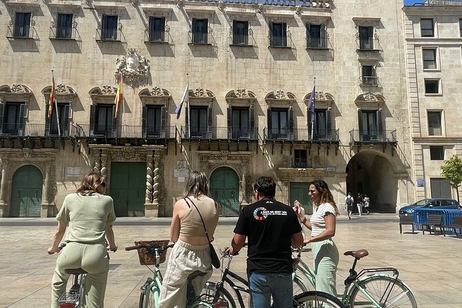 City Bike Tour in Alicante - Guide style, group size, and what is included