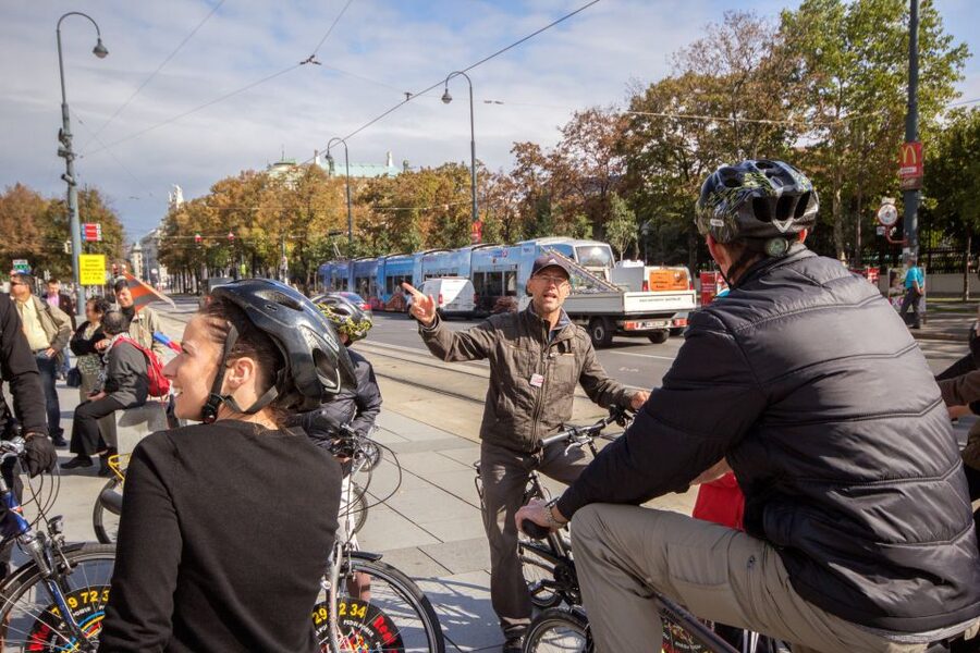 Classic Vienna: 3-Hour Guided Bike Tour - St. Stephen’s Cathedral and Stephansplatz