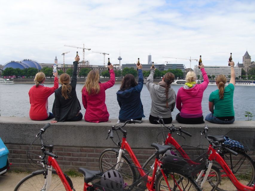 Cologne: 3-Hour Guided Bike Tour - Old Market, breweries, and the Martinsviertel