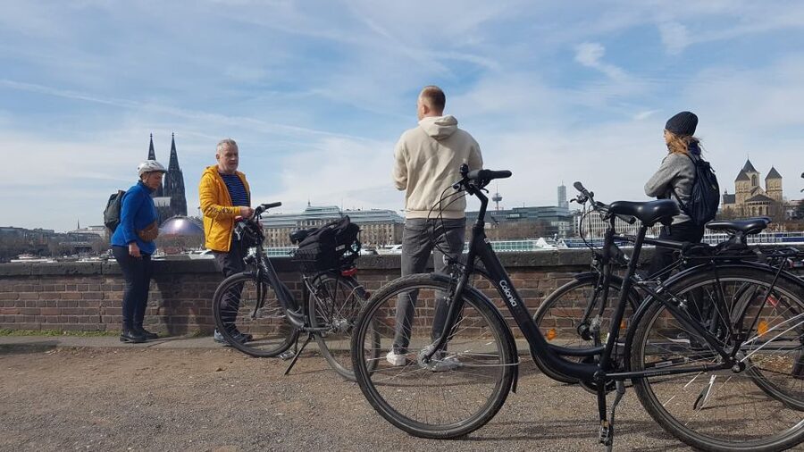 Cologne: 3-Hour Guided Bike Tour - Rheinauhafen and Cologne’s modern side