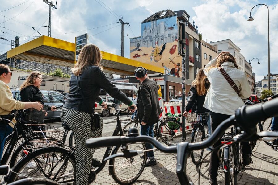 Cologne: Ehrenfeld Street Art Bike Tour - Eigelstein: an early look at local Cologne