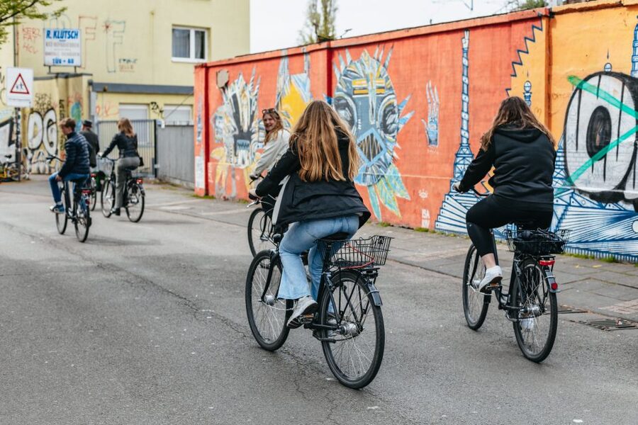 Cologne: Ehrenfeld Street Art Bike Tour - Starting at Eigelsteintor and Gereonswall