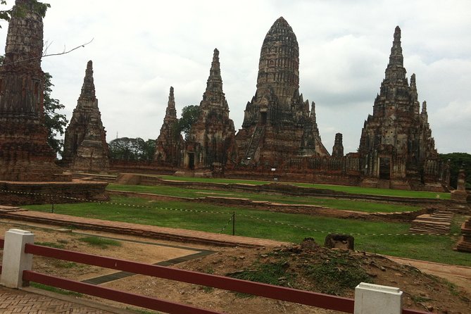Colors of Ayutthaya Full-Day Bike Tour - Riding from the city center into old Ayutthaya