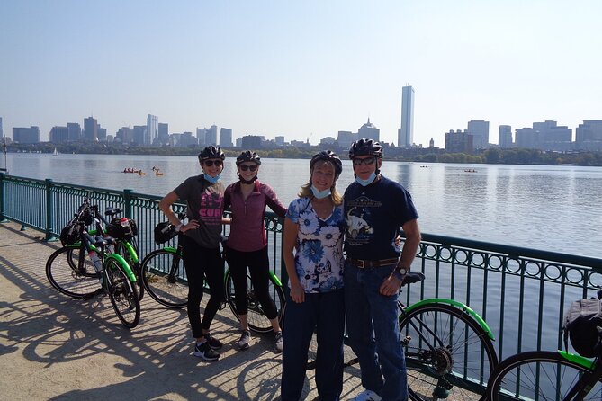 Comfort Hybrid Boston City Bike Rental - How to plan your one-day route