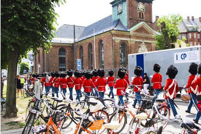 Copenhagen: 2-hour City Highlights Bike Tour - Why a bicycle is such a good fit for Copenhagen