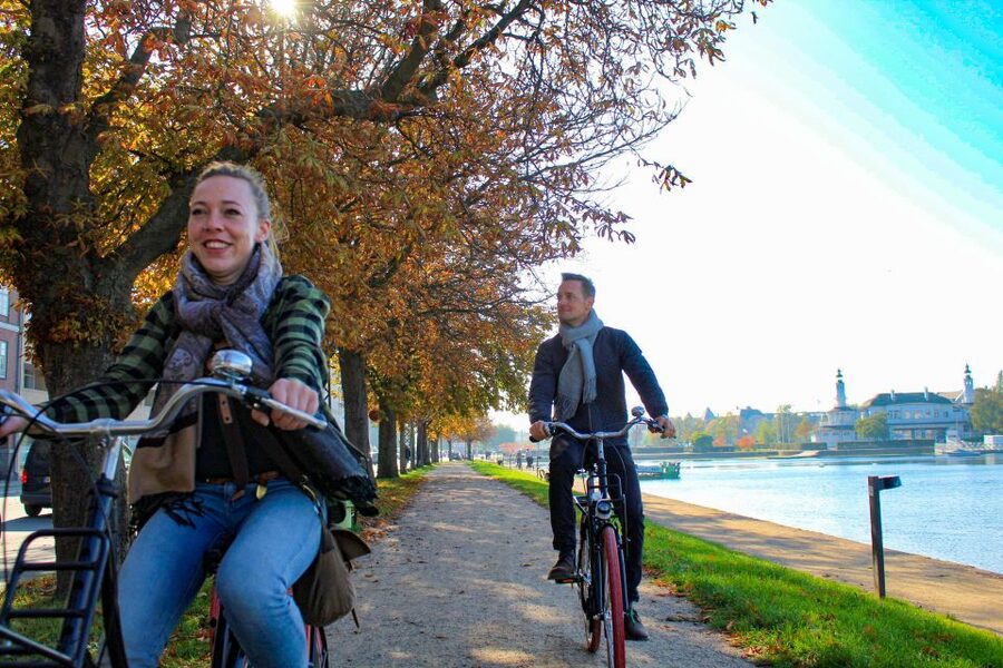 Copenhagen: 2-hour City Highlights Bike Tour - The King’s Garden and Rosenborg Castle