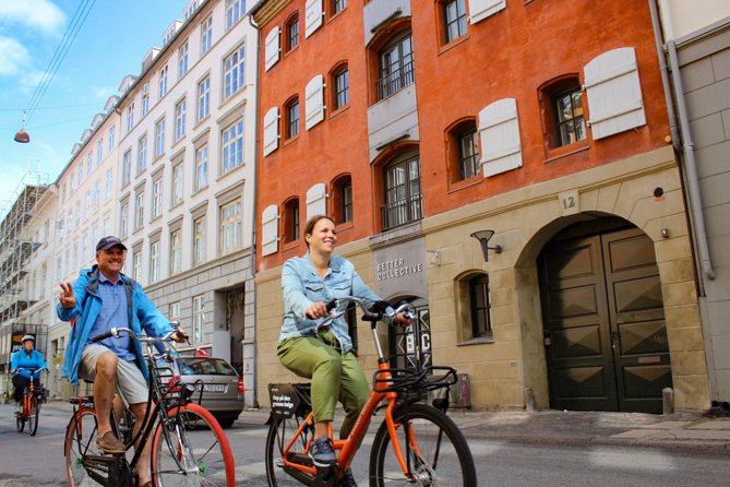 Copenhagen: 3 Hour Private Bike Tour - Meeting your guide on Holbergsgade