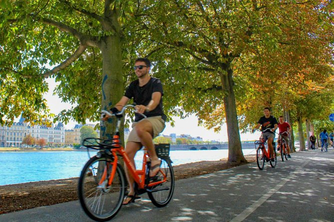 Copenhagen: 3 Hour Private Bike Tour - Rosenborg Castle and Copenhagen’s royal side