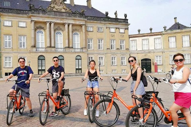 Copenhagen: 3 Hour Private Bike Tour - Nyhavn Canal and the classic Copenhagen view