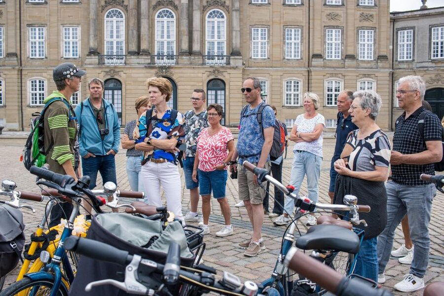 Copenhagen: Highlights 3 Hour Bike Tour with a Local Guide - The Little Mermaid and the harbor route