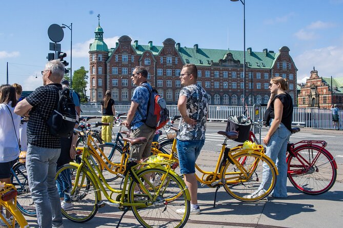 Copenhagen Highlights 3 Hour Bike Tour with local Guide - Christiansborg, the Royal Library, and Børsen