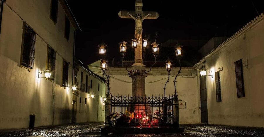 Cordoba at Night by Bike, Electric Bike - Choosing between a bike, e-bike, and Segway