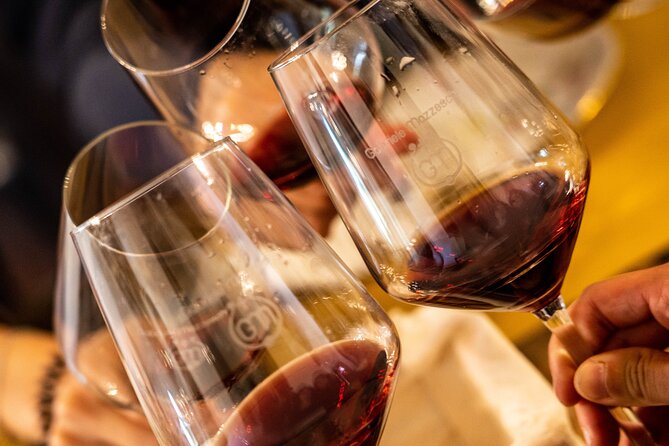 Cortona - eBike tour and wine tasting in the Val di Chiana [+40€] - Vineyards, harvest work, and room for photographs