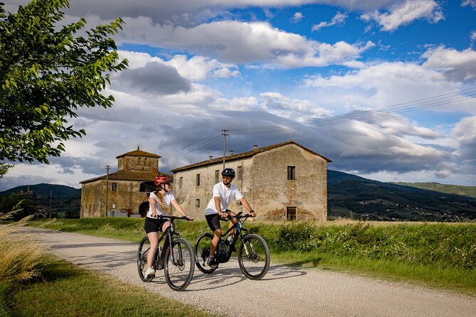 Cortona - eBike tour and wine tasting in the Val di Chiana [+40€] - What the price really buys you