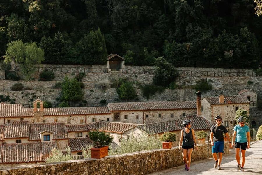 Cortona: Guided E-Bike Tour of Tuscany's Hidden Gem - Riding through Cortona’s old routes