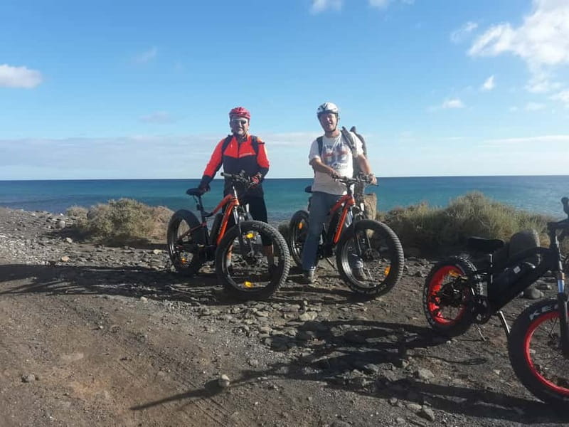 Costa Calma: E-bike Tour/E-scooter - Crossing Fuerteventura from coast to coast