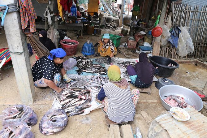 Customs and Culture Half Day Walk and Bike Tour in Battambang - What the price includes, and what it does not