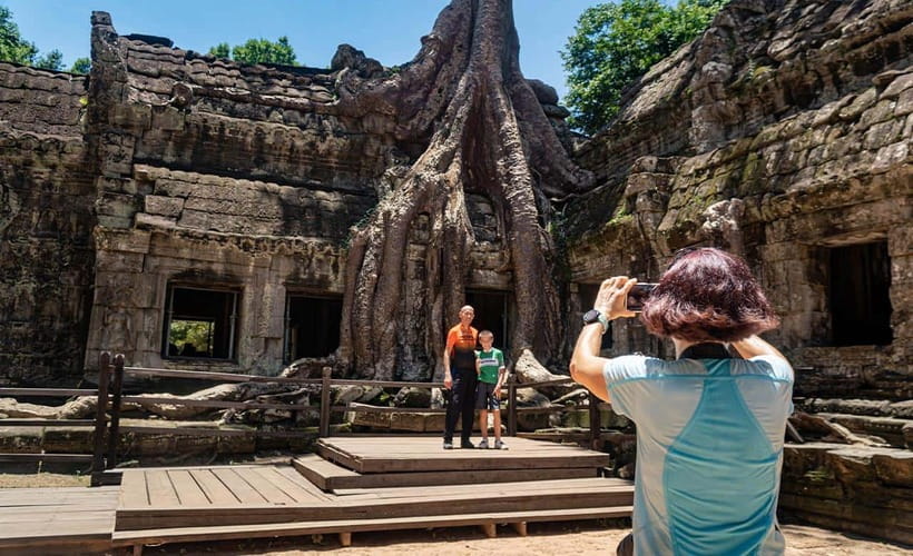 Cycle Angkor Backroad Bike Tour / E-Bike or Tuk Tuk - What the guides add to the day