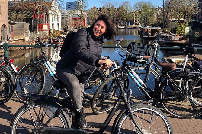 Daily group bike tour in Spanish. - Why this three-hour Spanish bike tour works well