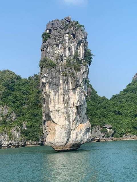 Đảo Cát Bà : 1Day Kayaking,Swimming,Cycling,Snorkeling,Lunch - Cycling from Viet Hai Harbour to Viet Hai village