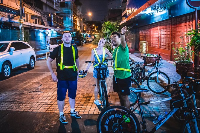 Discover Bangkok at Night 5-Hour Bike Tour with dinner - Kuan Yim Shrine and Bangkok’s Chinese quarter