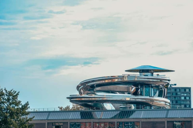 Discover Rotterdam: Classic Highlights Bike Tour by a Local - The 20-minute break at Heilige Boontjes