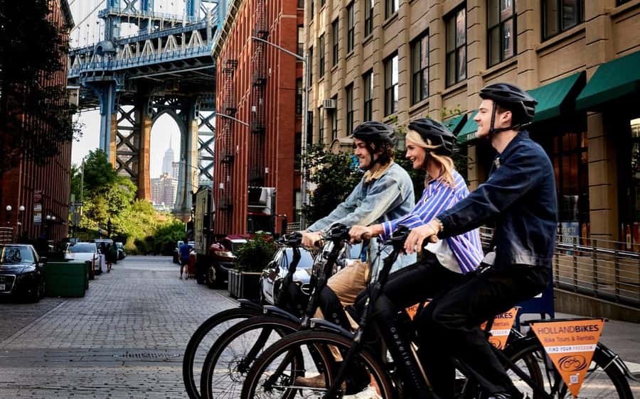 Downtown Bike Tour with Stylish Dutch Bikes or E-bikes! - Riding across the Brooklyn Bridge