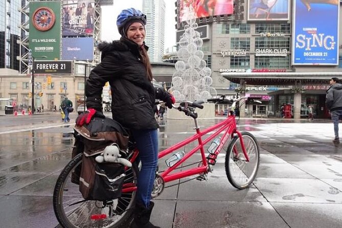 Downtown Toronto Bike Tour - The Art Gallery, Hockey Hall of Fame, and Entertainment District