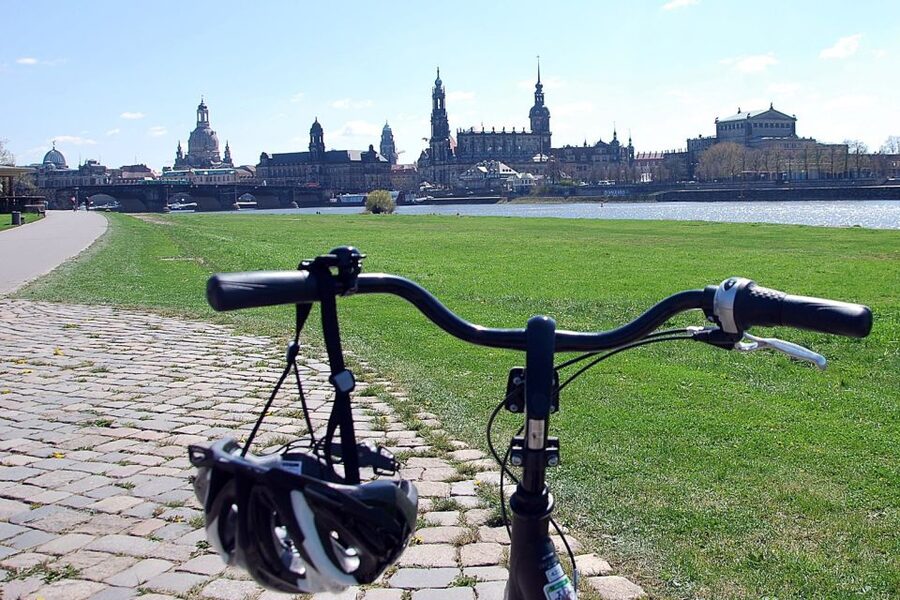 Dresden: Guided City Tour by Bike - Key points to know before you pedal off