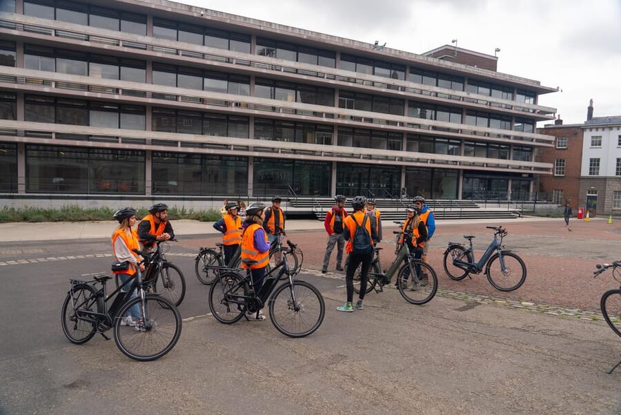 Dublin: Bike & E-Bike Tour with a Local Guide - Why a bicycle is a smart way to meet Dublin