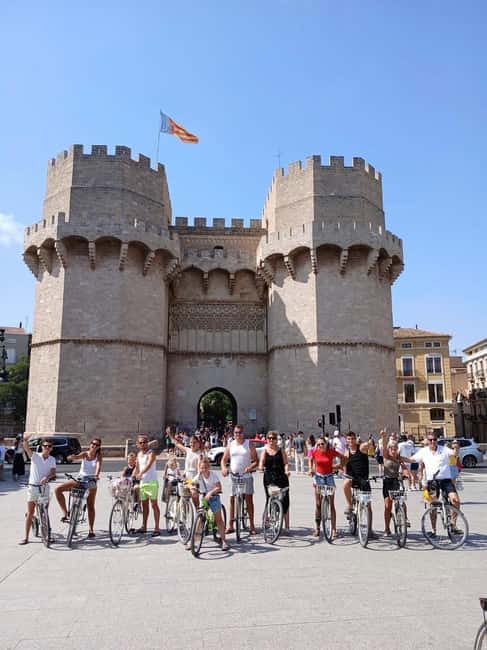 Dutch-Style Bike Tour in Valencia - The City of Arts and Sciences changes the mood