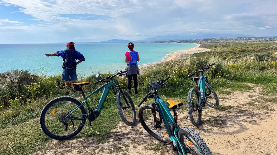E-Bike: Adventure to the Scala dei Turchi, Sicilian Villages, and a food experience - The short transfer from Agrigento
