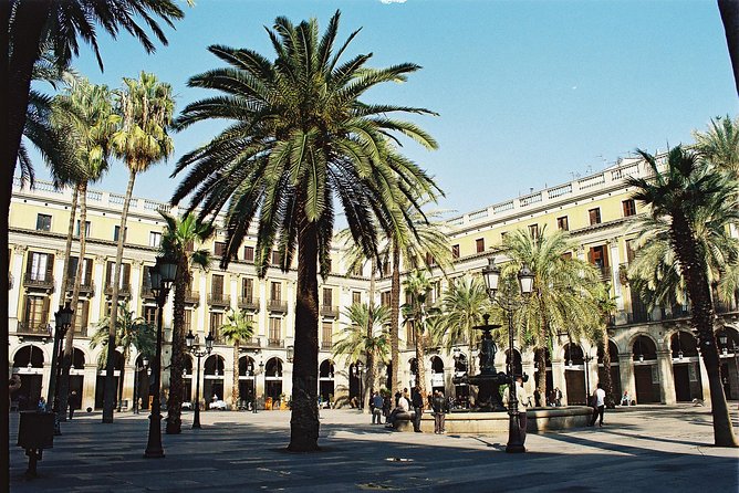 E-Bike Barcelona Highlights & Park Guell in Small Group - Eixample and Barcelona’s Modernist showpieces