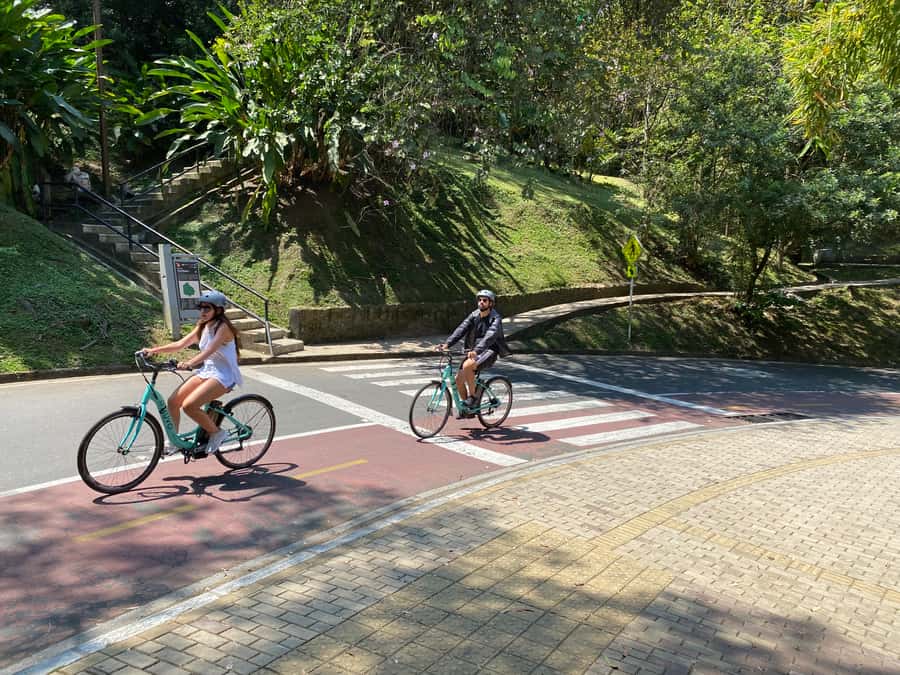E-Bike City Tour Medellin with Local beer and Snacks - Food, beer, juice, and the value of $36