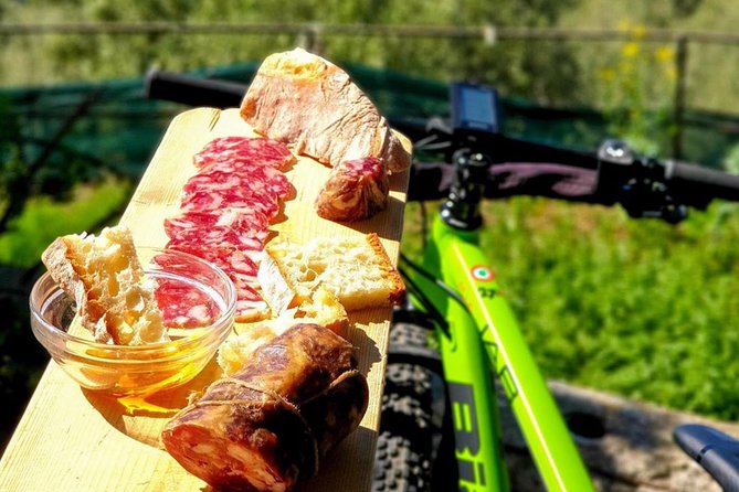 E-Bike Food and Wine Tour in the Sorrento Peninsula - Who should book this experience