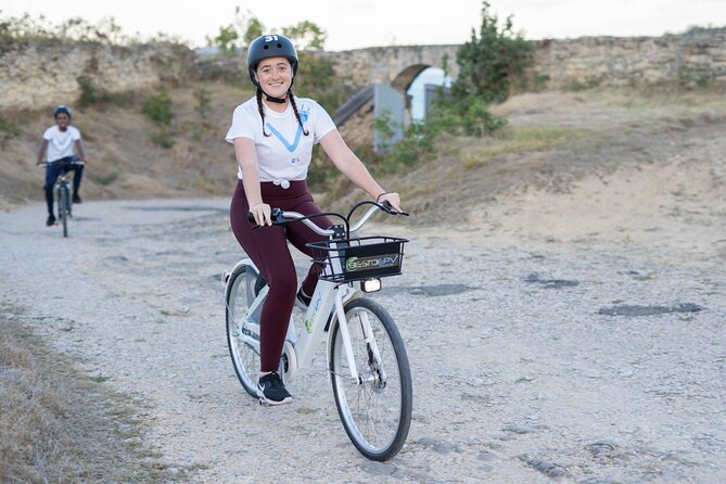 E-Bike Historical Sunset Tour in Fort James - Practical points before you book