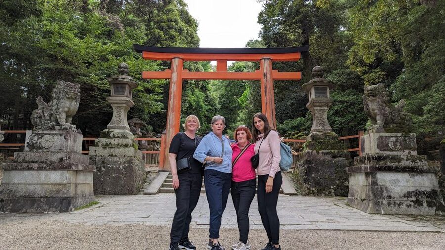 E-Bike Nara Highlights - Todaiji, Knives, Deer, Shrine - Mt. Wakakusa and the advantage of electric assistance