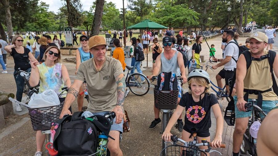 E-Bike Nara Highlights - Todaiji, Knives, Deer, Shrine - Japanese knives at Kikuichimonjushirokanenaga honten