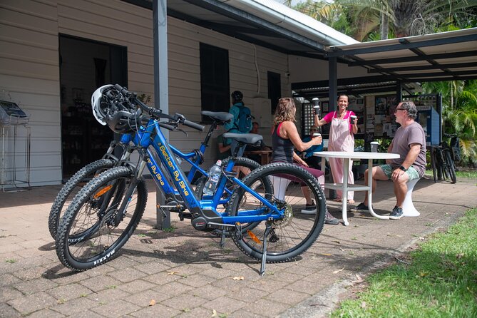 E-Bike Rentals: Daily Hire Byron Bay and Tweed Coast Areas - A flexible Byron Bay day: town, markets, and the lighthouse
