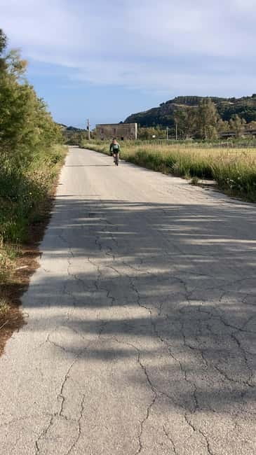 E-Bike Scala dei Turchi: Food tasting, villages, snorkeling, nature reserve - Beach time, swimming, and the snorkeling choice
