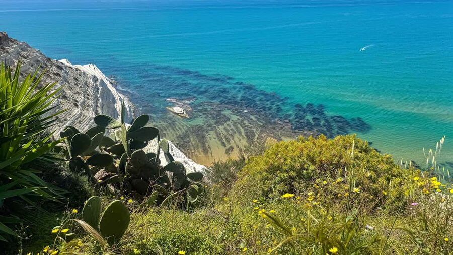 E-Bike Scala dei Turchi: Food tasting, villages, snorkeling, nature reserve - Starting in Realmonte and getting comfortable