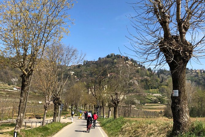 E-bike tour Bergamo - Seeing Bergamo without fighting every hill