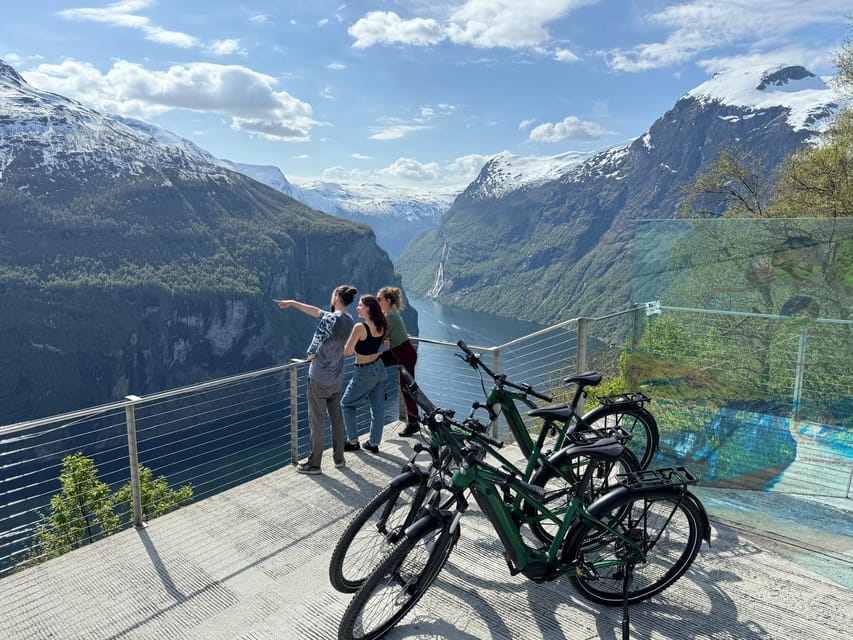 E-bike Tour in Geiranger, Norway - The snack stop above Geiranger